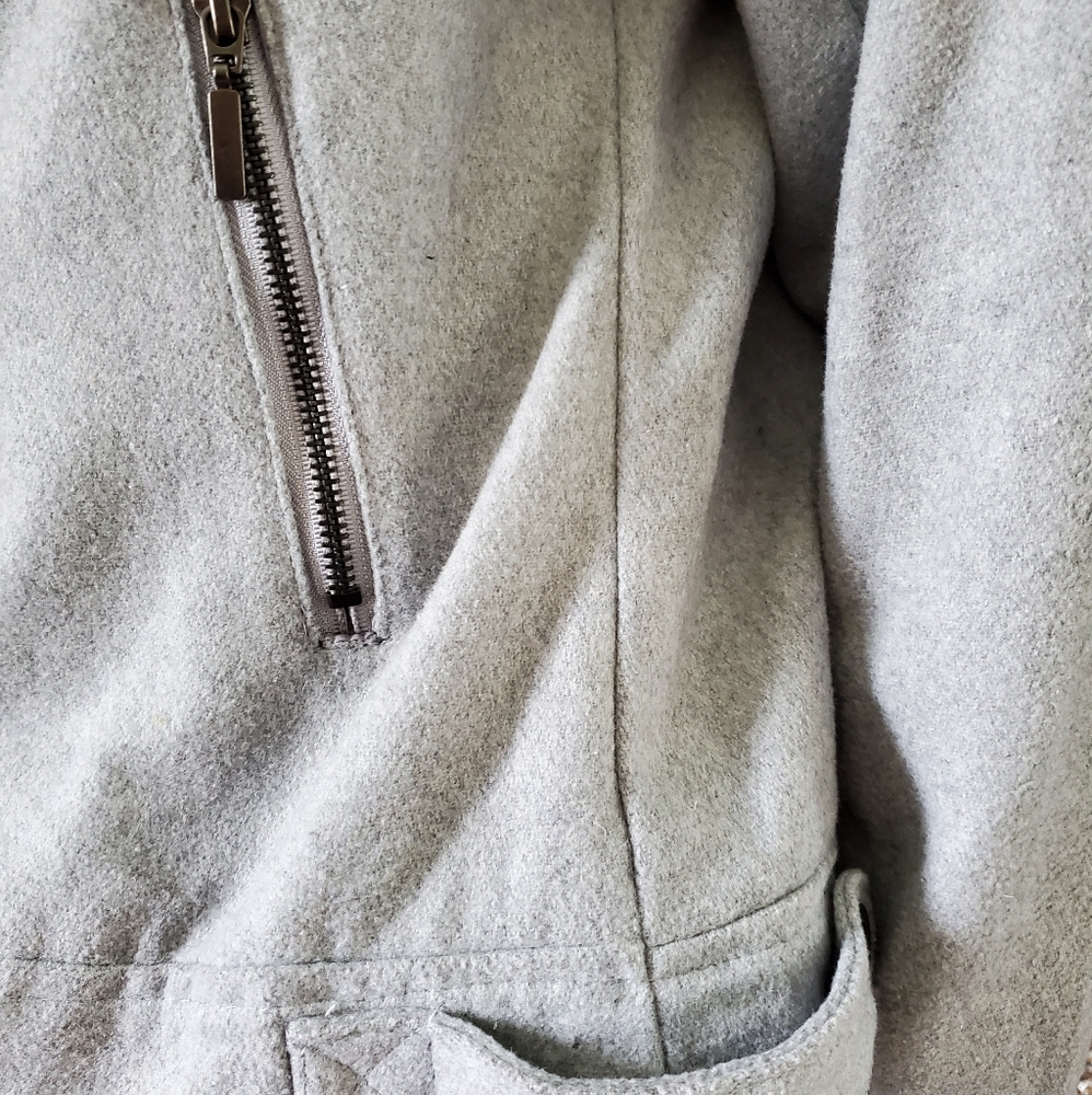 Yoki Jacket - image 2